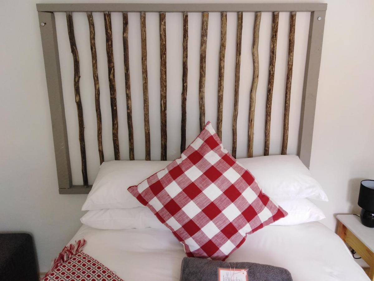 Die Windpomp Guesthouse Gobabis 外观 照片