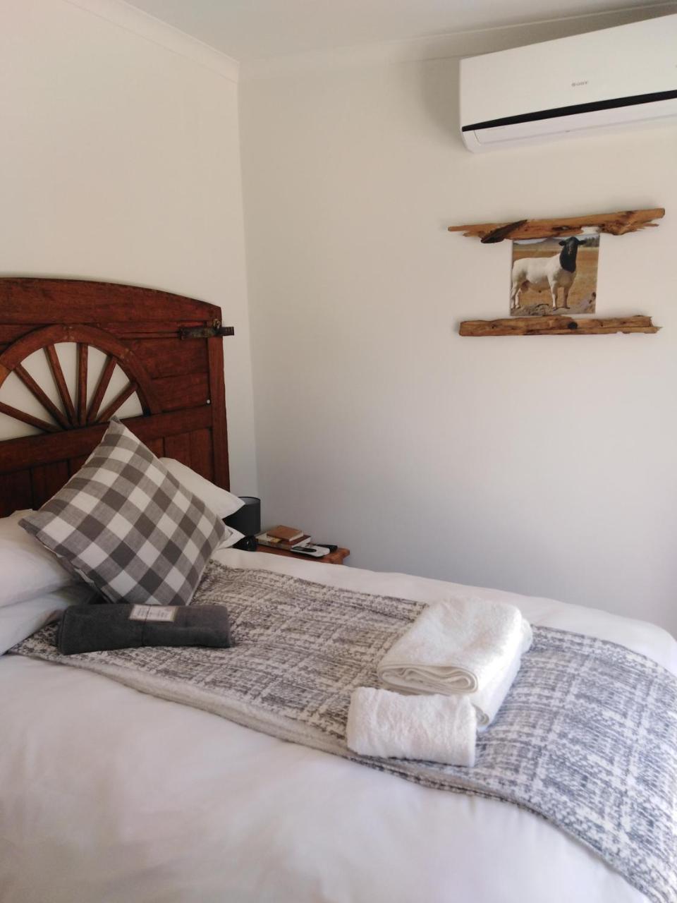Die Windpomp Guesthouse Gobabis 外观 照片