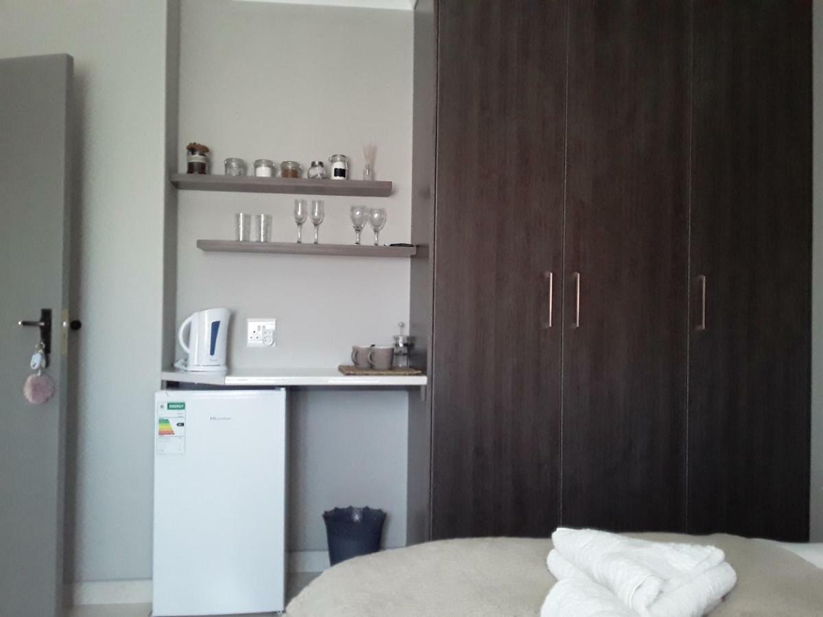 Die Windpomp Guesthouse Gobabis 外观 照片